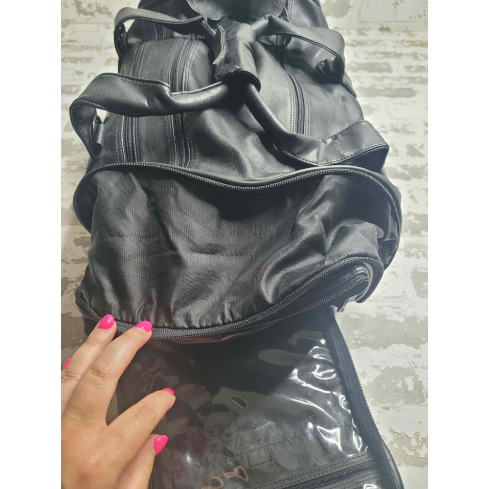 Givenchy Black Leather Expandable Duffle Bag The International at Castle Pines - Picture 4 of 12